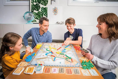 Jeu de société Les Aventuriers du Rail Europe – Jeu de Société Stratégie | 2-5 Joueurs | Dès 8 Ans Days of Wonder