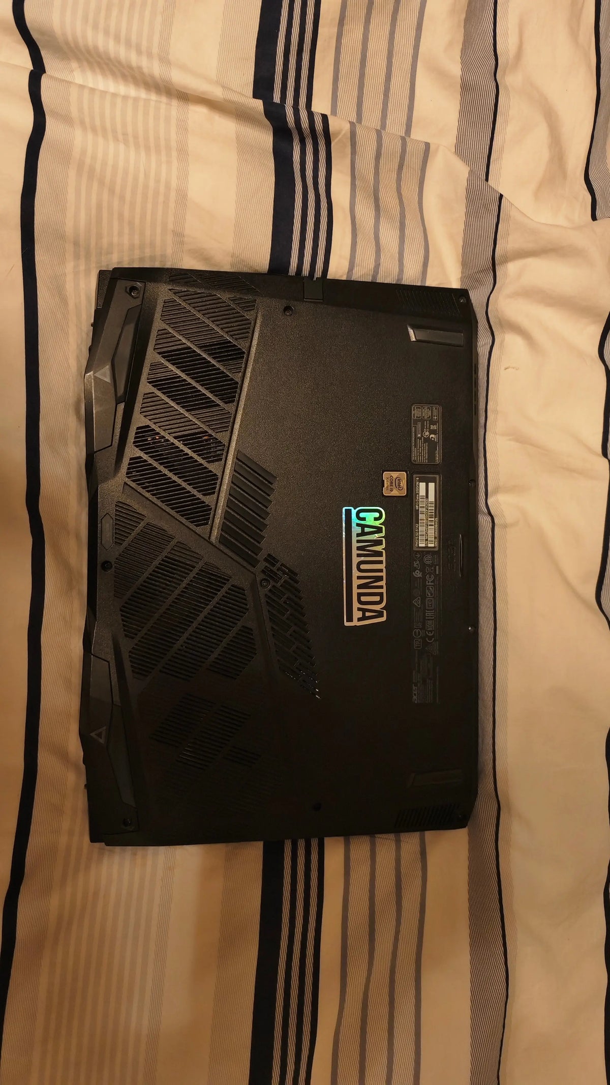 PC Portable Gamer Acer Predator Helios 300 – PC Portable Gamer 15,6" 144 Hz | RTX 2060 6 Go | i5-9300H | 8 Go RAM | SSD 256 Go | Reconditionné ACER