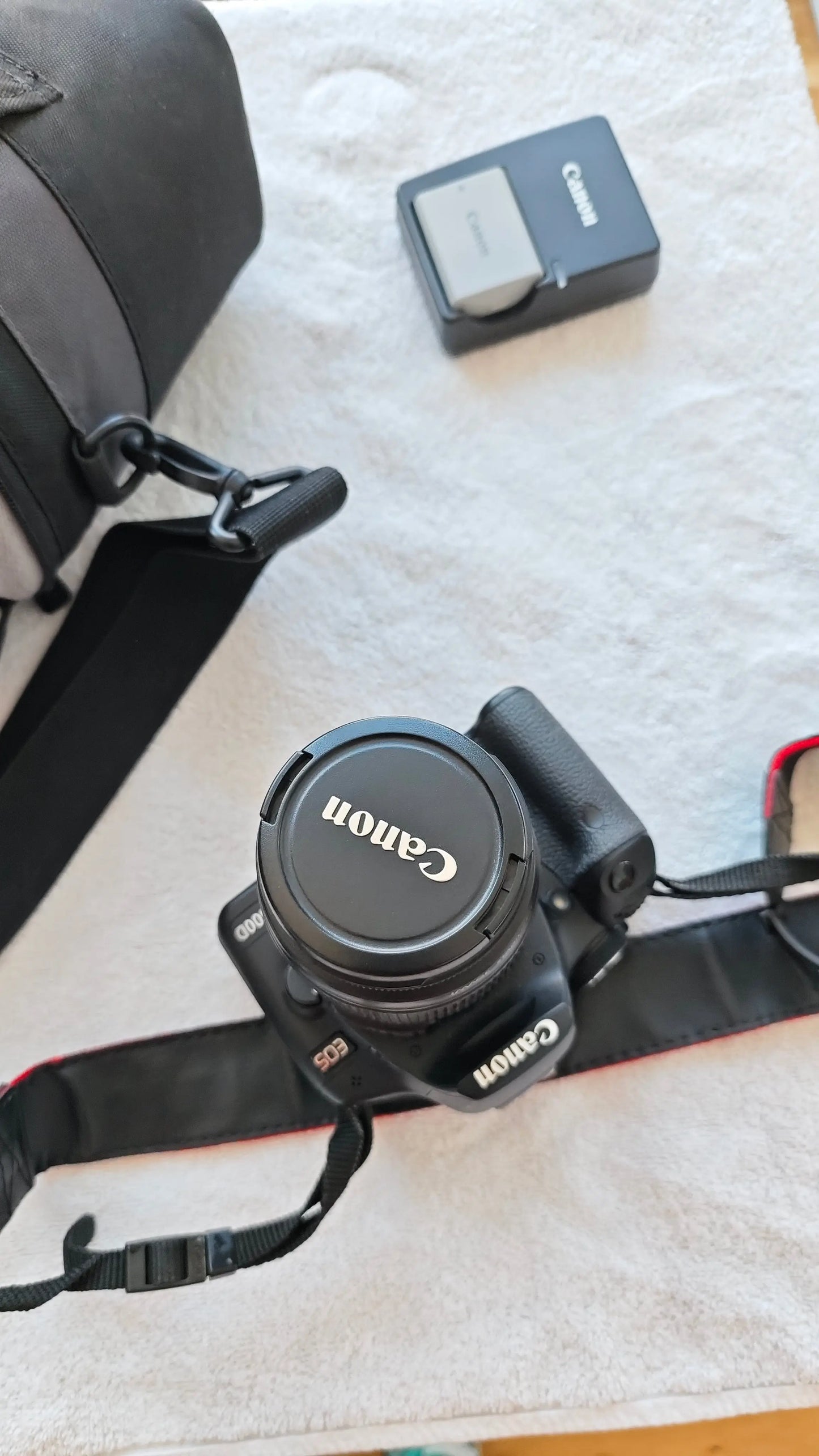 Appareil photo Reflex Canon EOS 500D + Objectif 18-55mm IS (Stabilisé) TEKIN.STORE votre plateforme généraliste