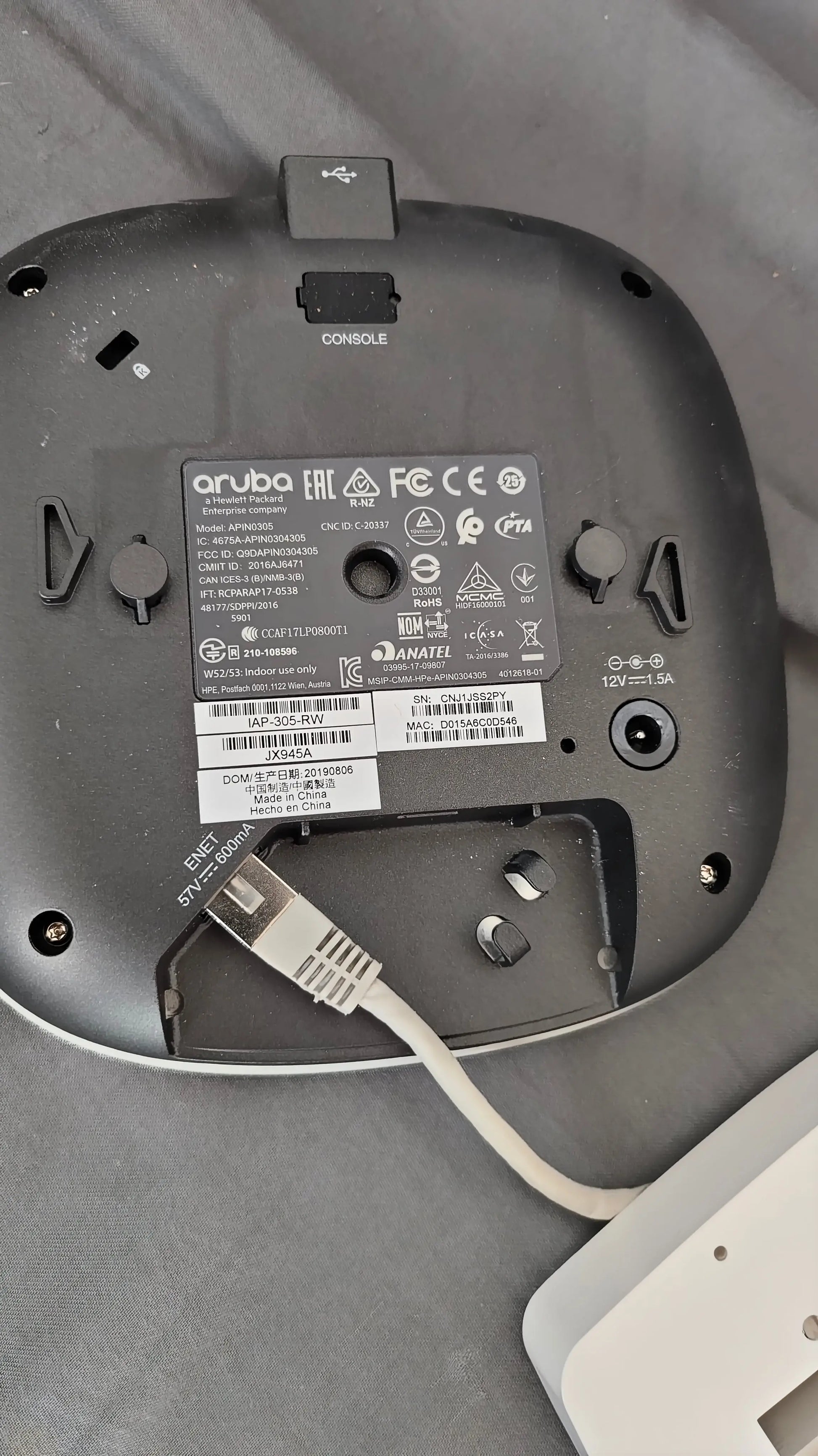 Aruba APIN0305 – Point d'Accès Wi-Fi Professionnel 802.11ac Wave 2 – Reconditionné Aruba