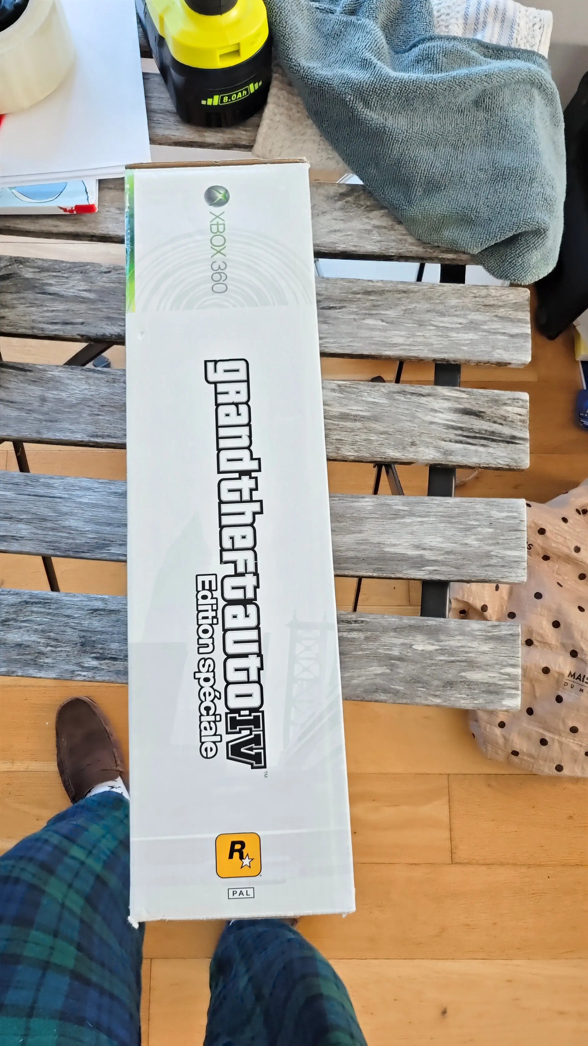 Jeux vidéo Grand Theft Auto IV (GTA 4) - Édition Collector Spéciale Coffret Xbox 360 - Occasion Rockstar Games
