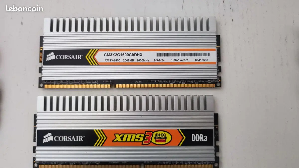 Mémoire RAM Kit Mémoire Corsair XMS3 DHX 4 Go (2x2 Go) DDR3 1600 MHz CL9 – Reconditionné Excellent État Corsair