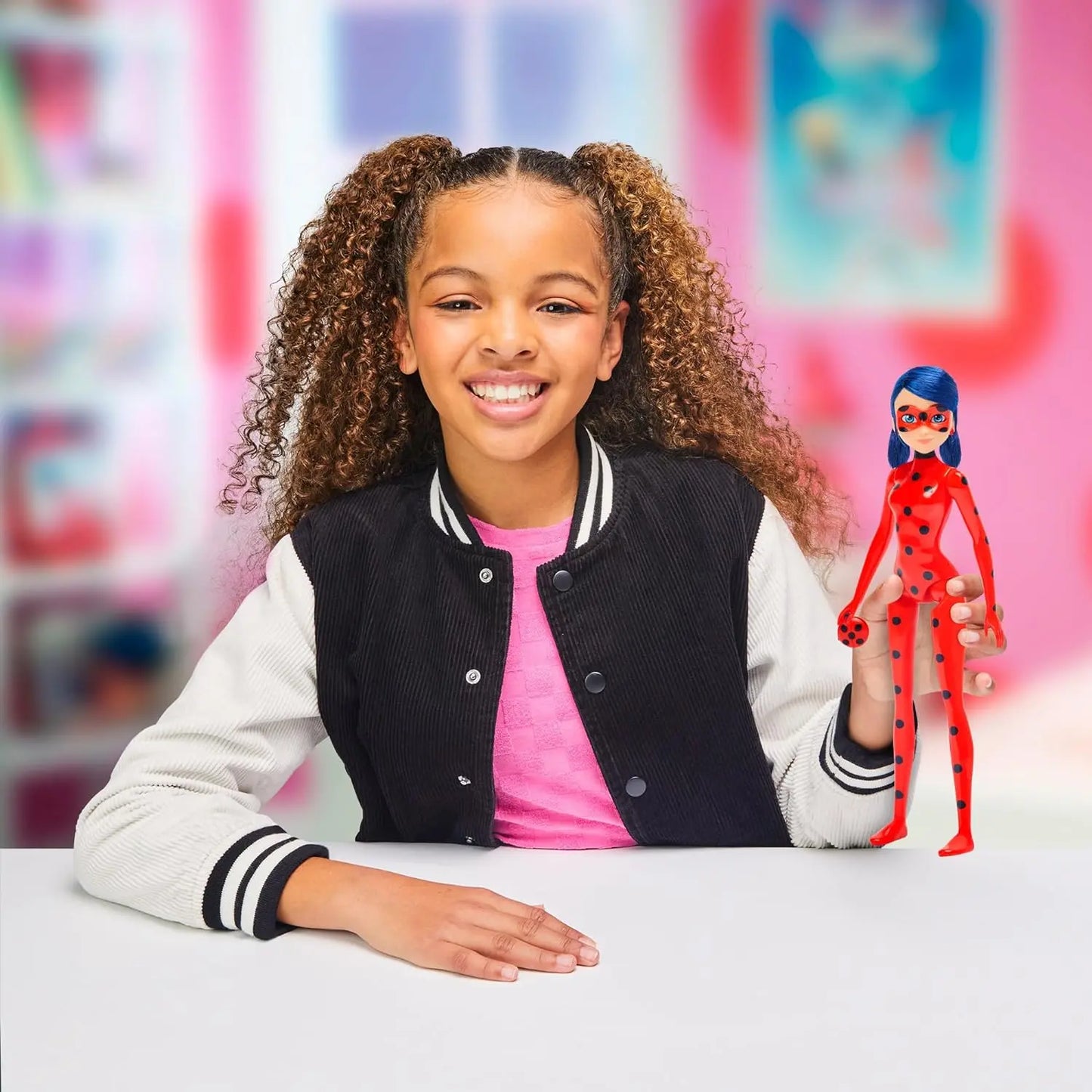 figurine pour enfant Poupée Color Change Miraculous Ladybug Bandai