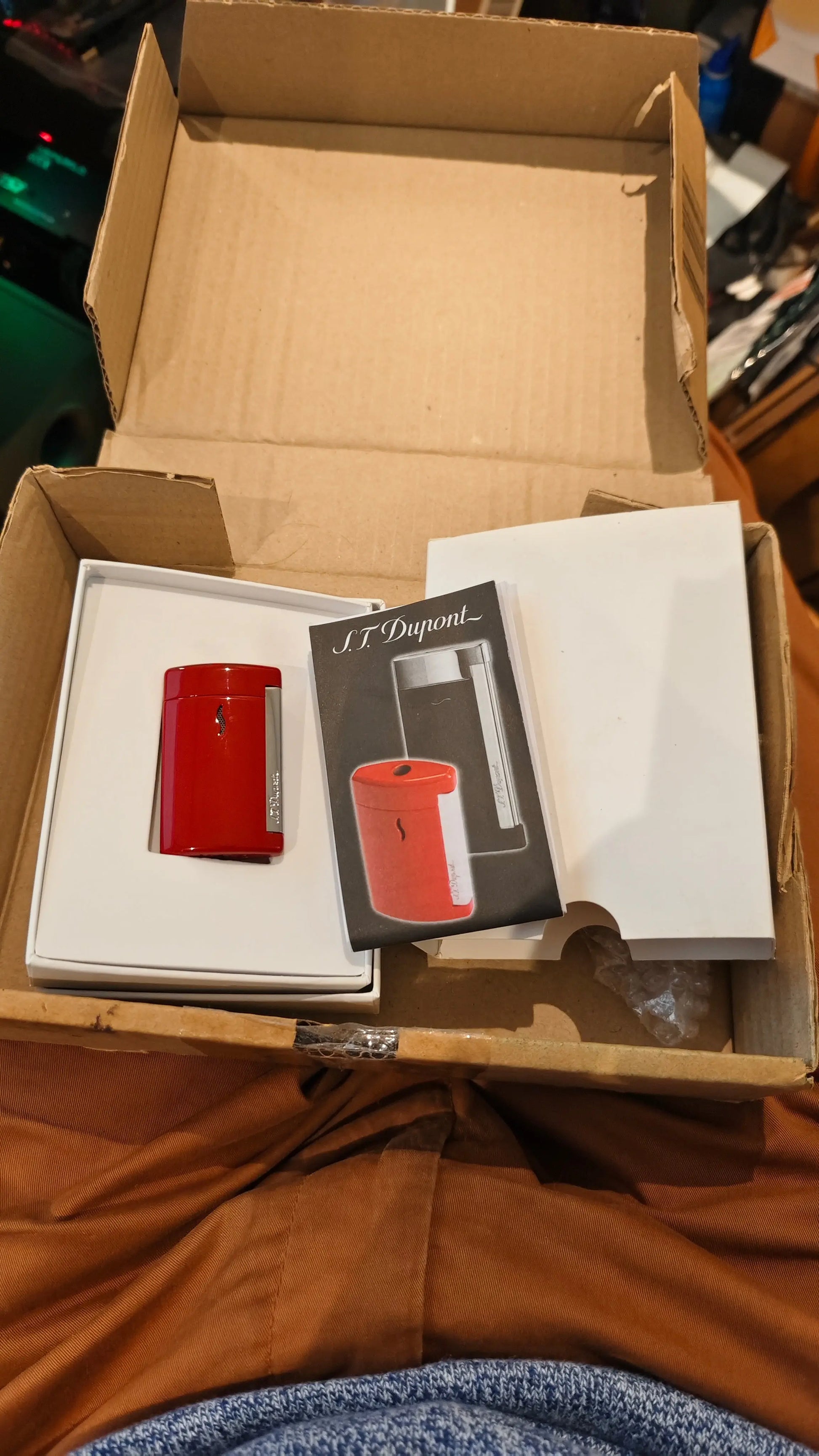 briquet S.t.dupont Minijet Briquet Rouge  3597390235268 S.T. Dupont