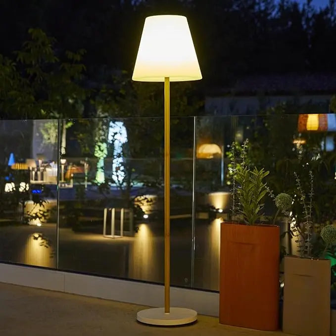 livre Lampadaire lumineux solaire et rechargeable pied métal couleur bois design scandinave LED blanc https://www.amazon.fr/Boris-Kiselicki/e/B004MSFD9E/ref=dp_byline_cont_book_1
