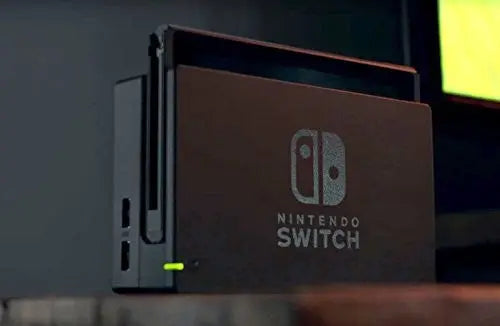 Console Nintendo Switch avec paire de Joy-Con Bleu et Rouge nintendo
